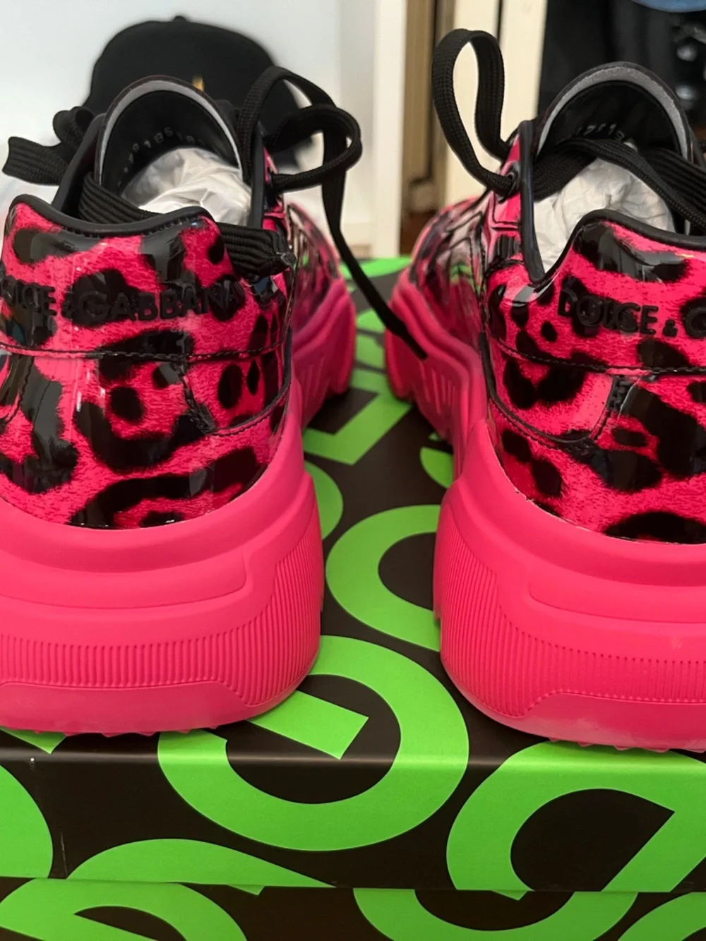 Dolce & Gabbana Daymaster Fucsia Sneakers- NIB